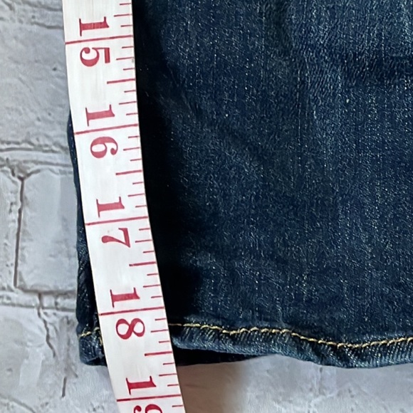 ROCK & REPUBLIC dark blue denim jeans. Woman’s size 10 - Picture 9 of 16